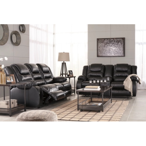 A set of Vacherie reclining furniture